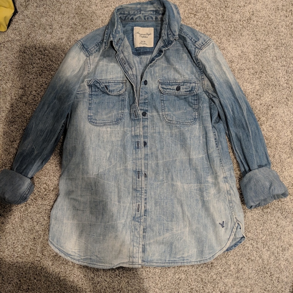 American Eagle denim shirt